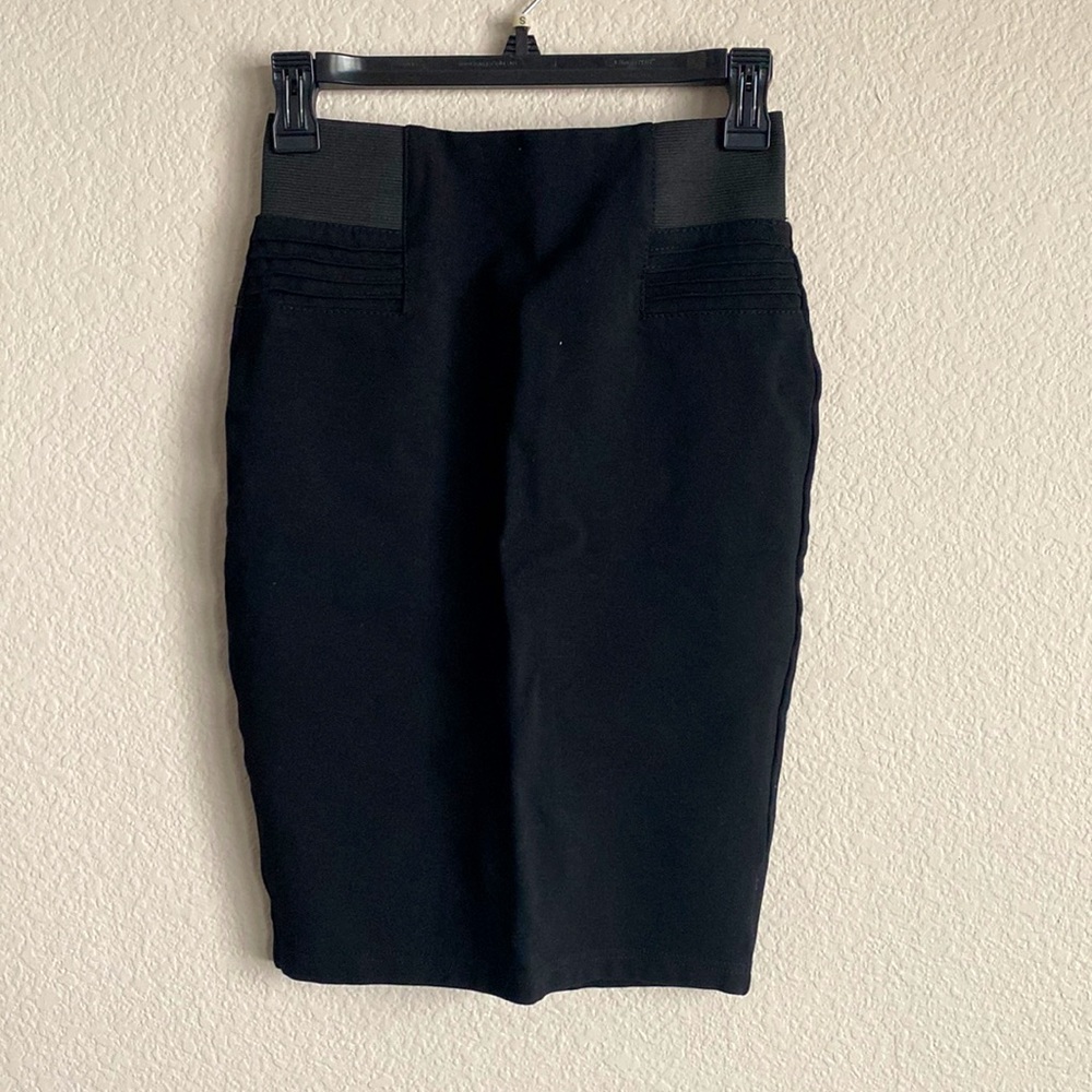 Black pencil skirt
